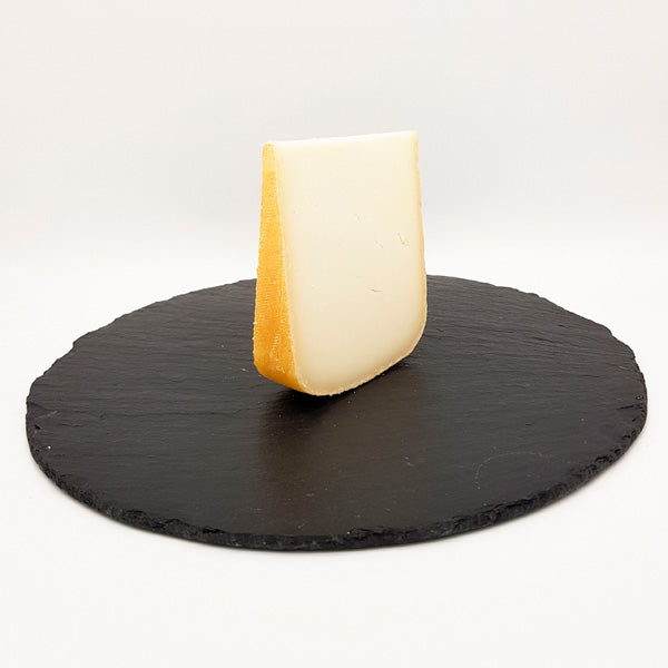 "Scarlett" Cheese Selection for Red Wine