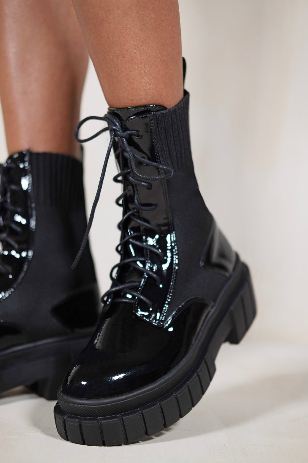 NELLIE CHUNKY ANKLE BOOT WITH KNITTED ELASTIC AND LACE UP IN BLACK PATENT FAUX LEATHER - Popular trends empire