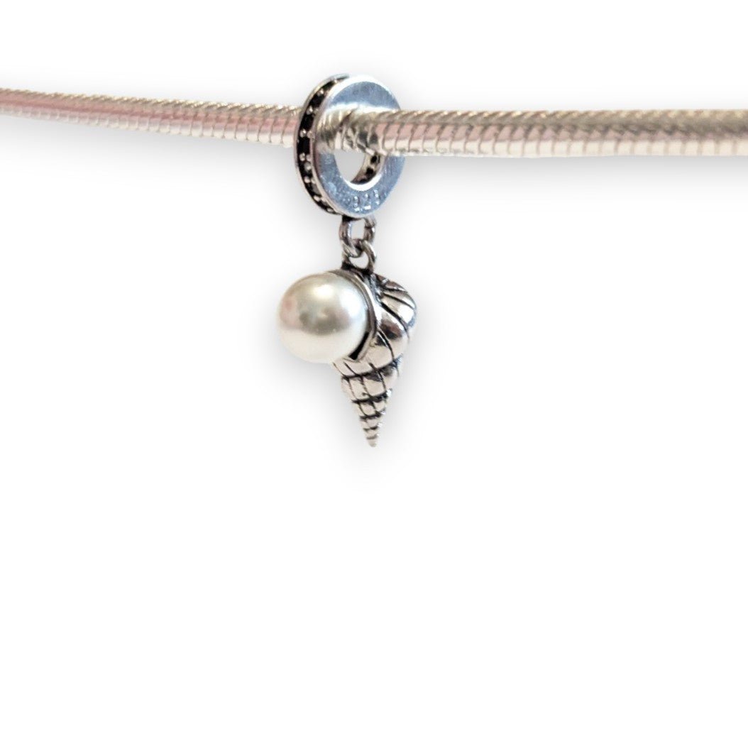 Pearl Seashell Dangle Charm - Popular trends empire
