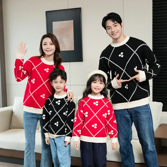 Christmas Sweater for The Whole Family Happy New Year Knit Tops Mum and Daughter Matching Red Jumper Dad and Son Black Knitwear