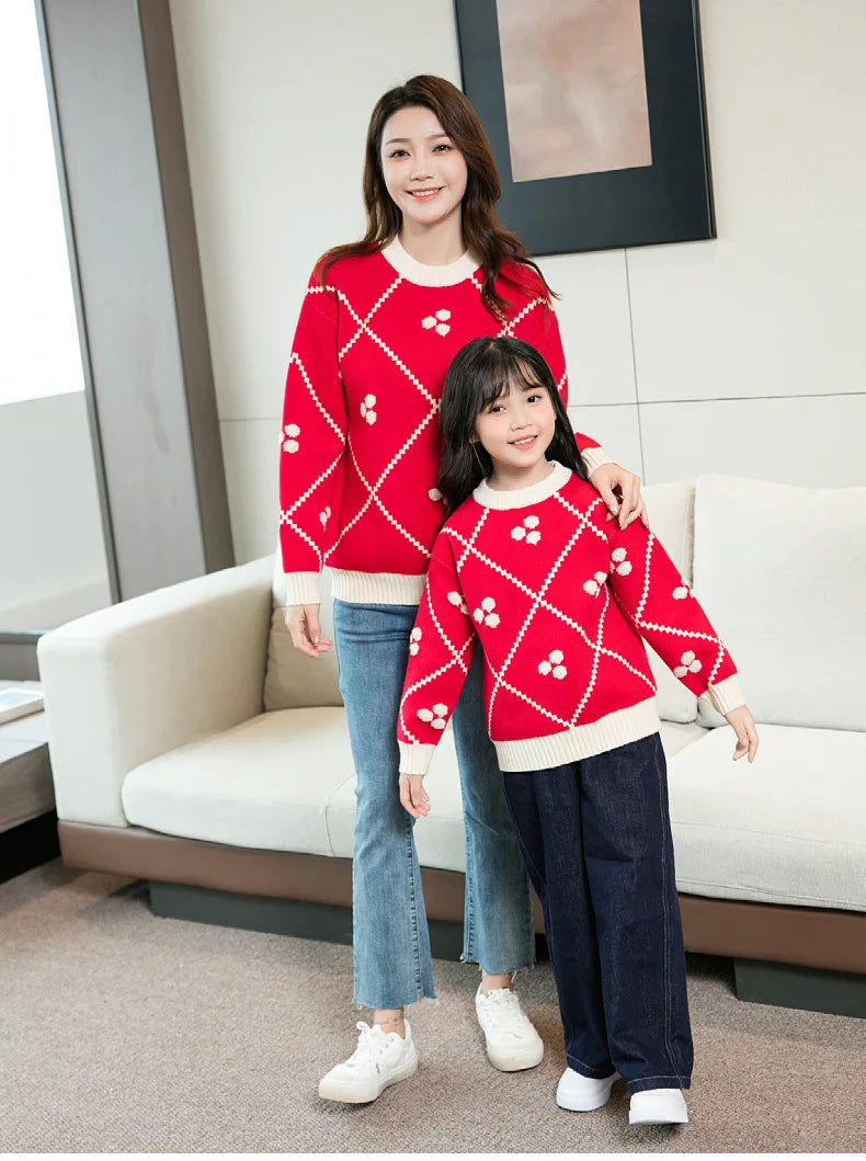 Christmas Sweater for The Whole Family Happy New Year Knit Tops Mum and Daughter Matching Red Jumper Dad and Son Black Knitwear