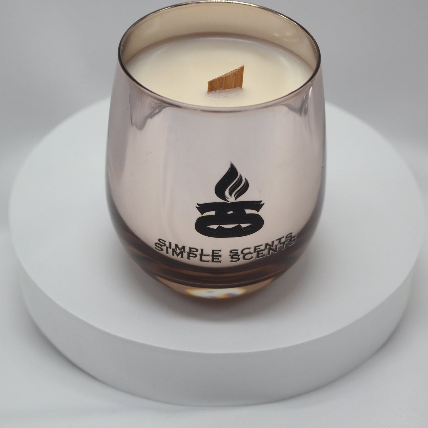 Carme - Simple Scents Luxe Rosé Noir Wooden Wick Soy Candle - Popular trends empire