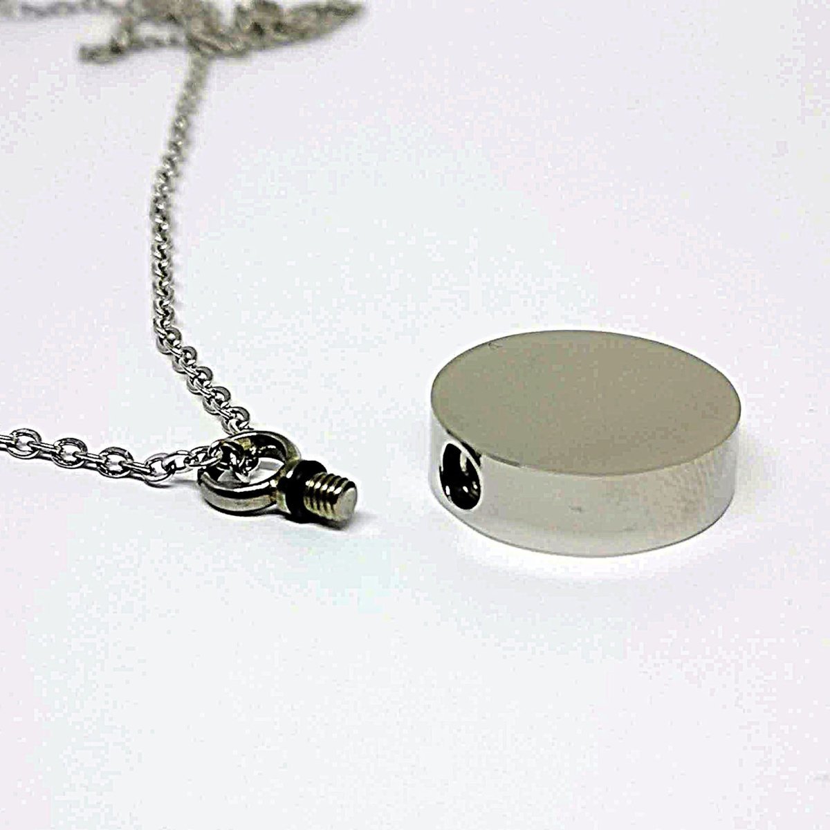 Cremation Ashes Pendant – Stainless Steel Urn Necklace With Photo Engraving - Popular trends empire