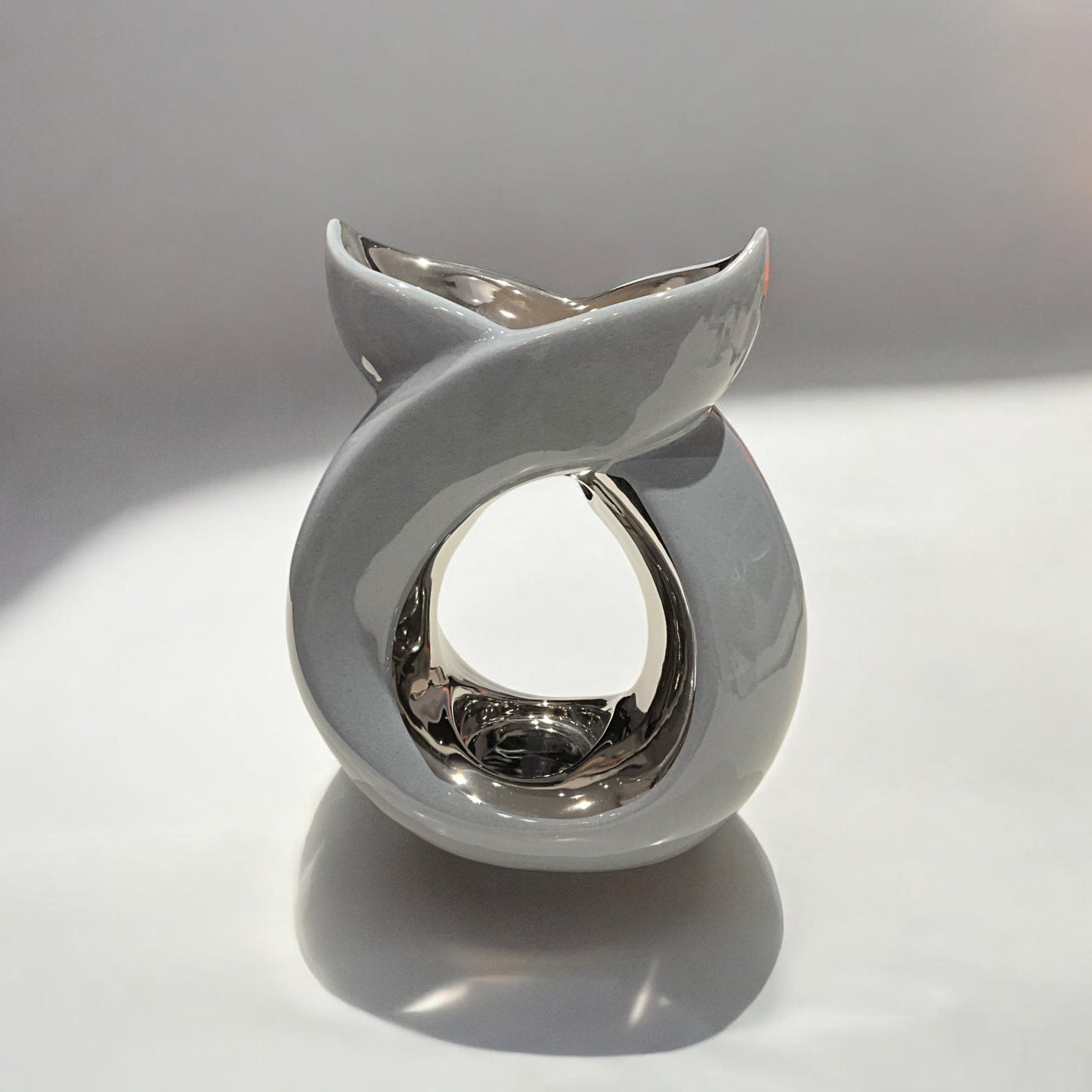 Crossover Ceramic Tea Light Wax Burner/Melter - Grey - Popular trends empire