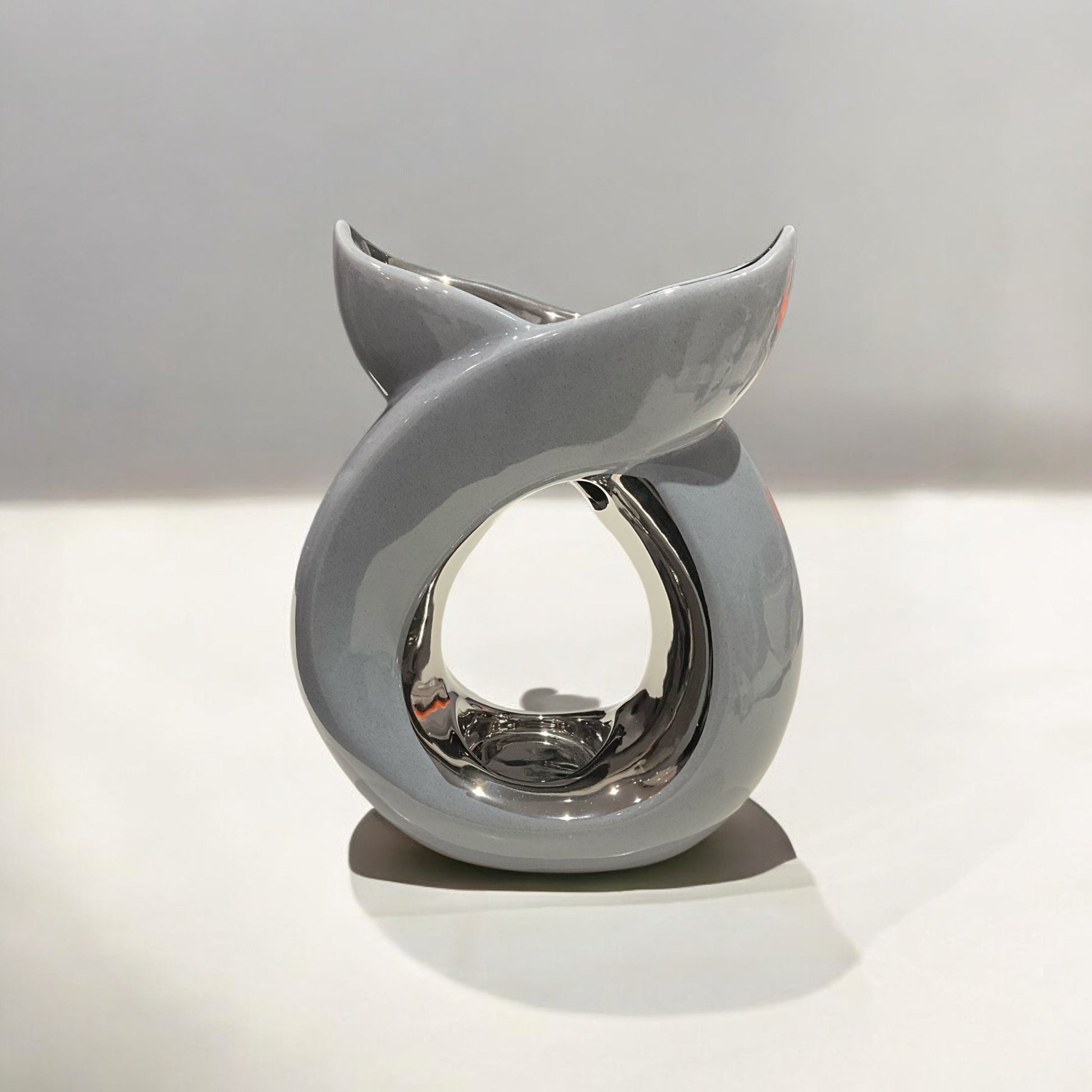 Crossover Ceramic Tea Light Wax Burner/Melter - Grey - Popular trends empire