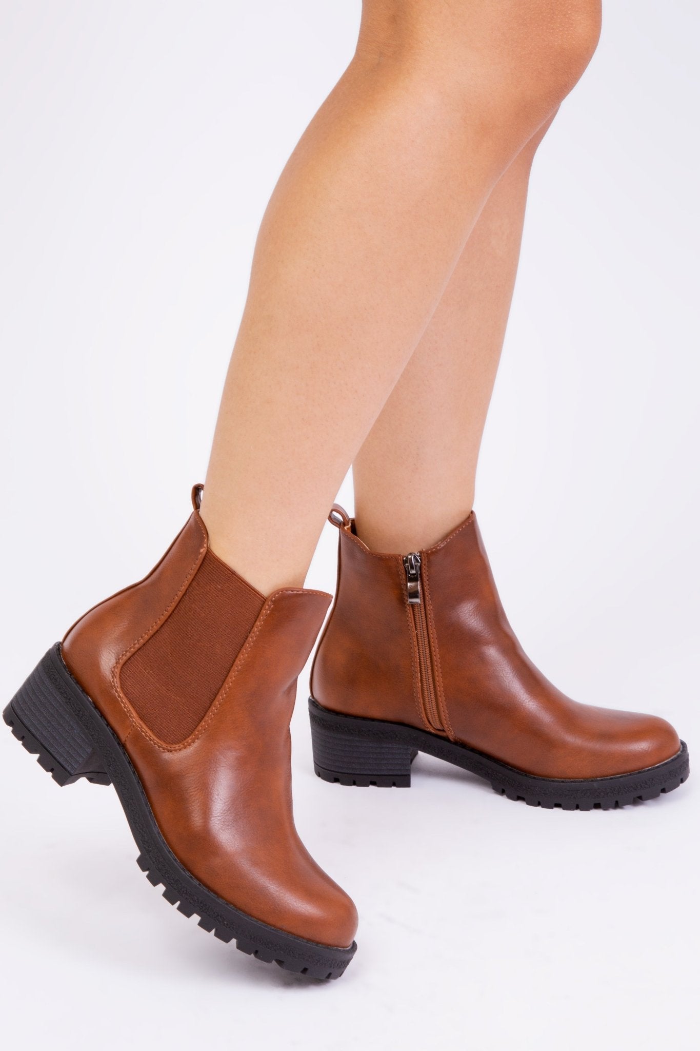 DINAH PULL ON CHELSEA BOOTS IN TAN FAUX LEATHER - Popular trends empire