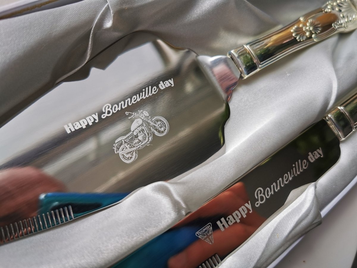 Engraved Cake Knife Set – Personalised Wedding Cake Server | Stainless Steel Mirror Polished - Popular trends empire