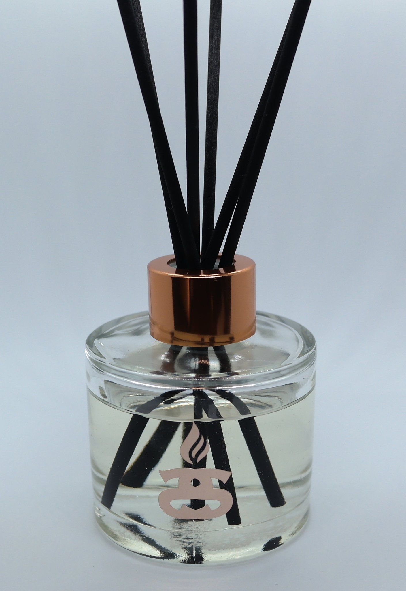 Fresh Linen - Simple Scents Excellence Reed Diffuser - Popular trends empire