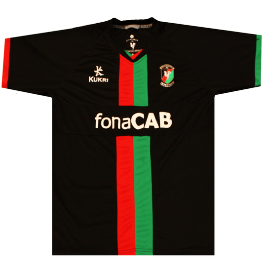 Glentoran 2011 - 2012 Away Shirt (Excellent) M - Popular trends empire