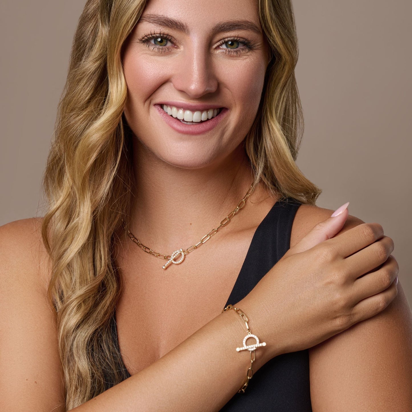 Gold Plated T - Bar Paperclip Necklace - Popular trends empire