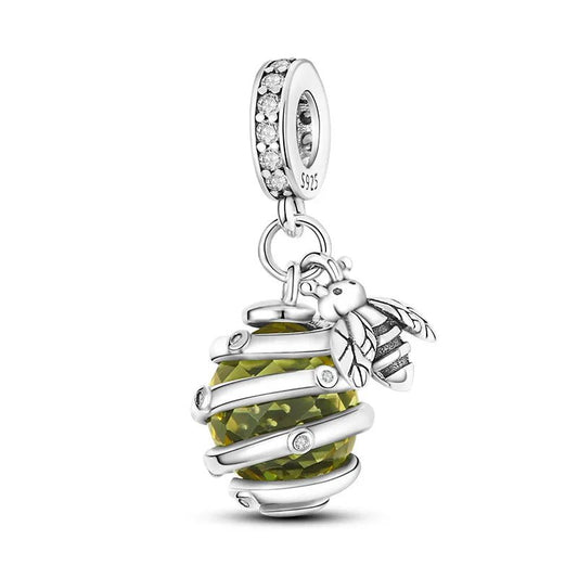 Honeycomb Bumble Bee Charm - Popular trends empire