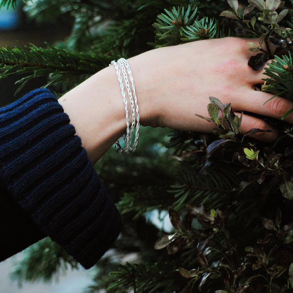 Interwoven Snake Bracelet - Popular trends empire