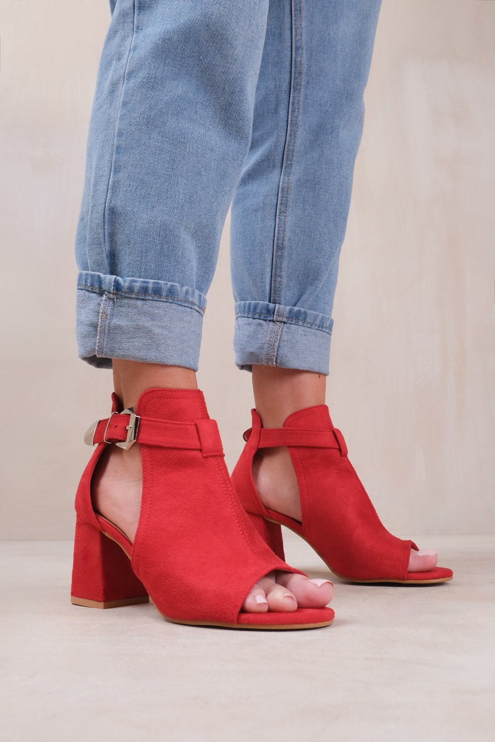 LISA BLOCK HEEL WITH SIDE BUCKLE AND OPEN TOE FRONT IN ROUGE RED SUEDE - Popular trends empire