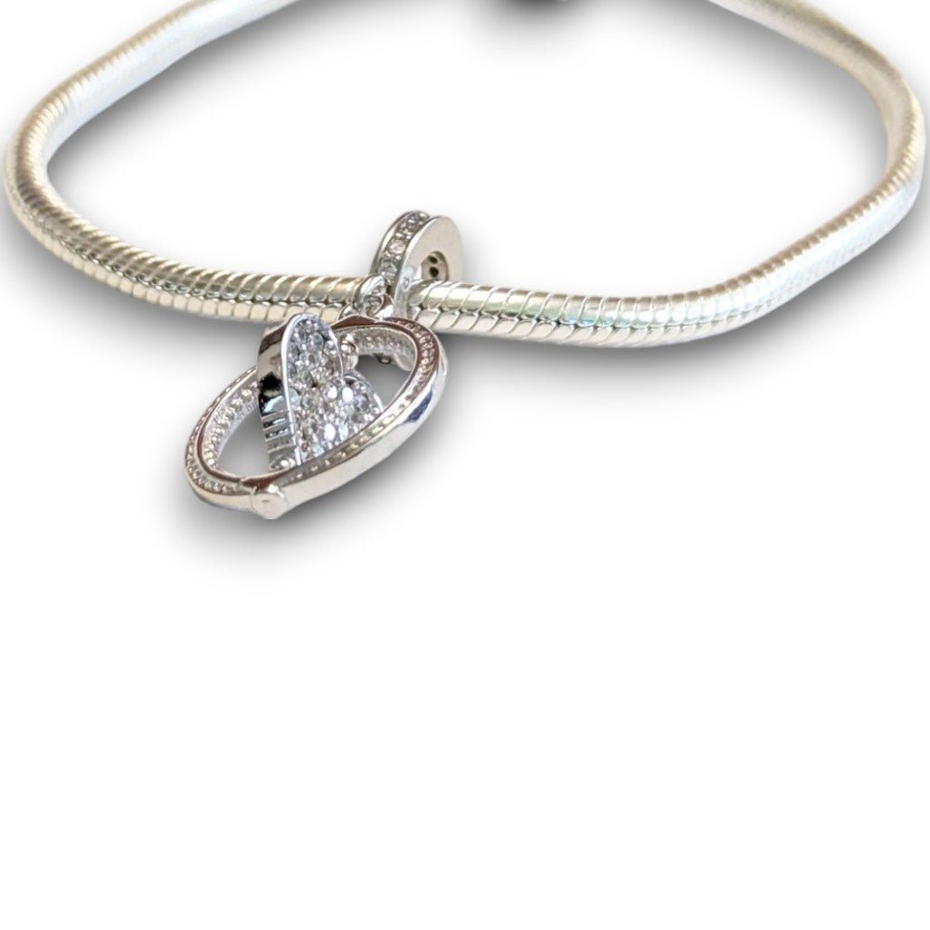 LOVE Dangle Charm - Popular trends empire