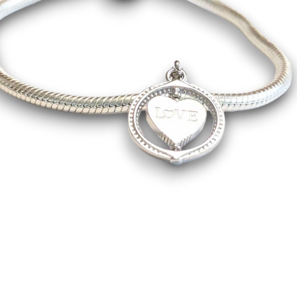 LOVE Dangle Charm - Popular trends empire