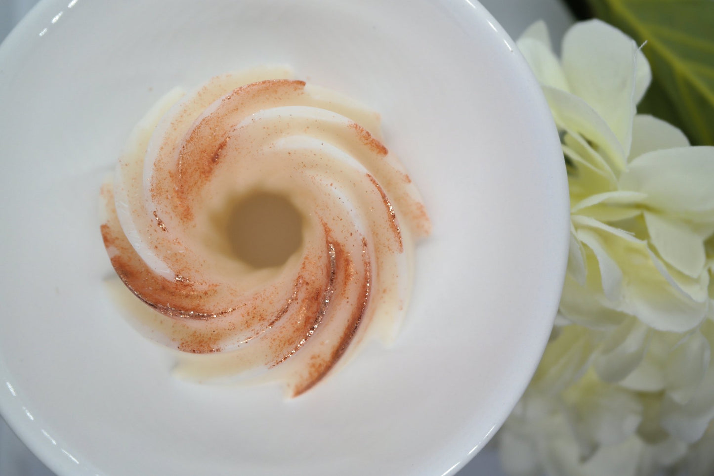 Lyon Ceramic Tea Light Wax Burner|Melter - Popular trends empire