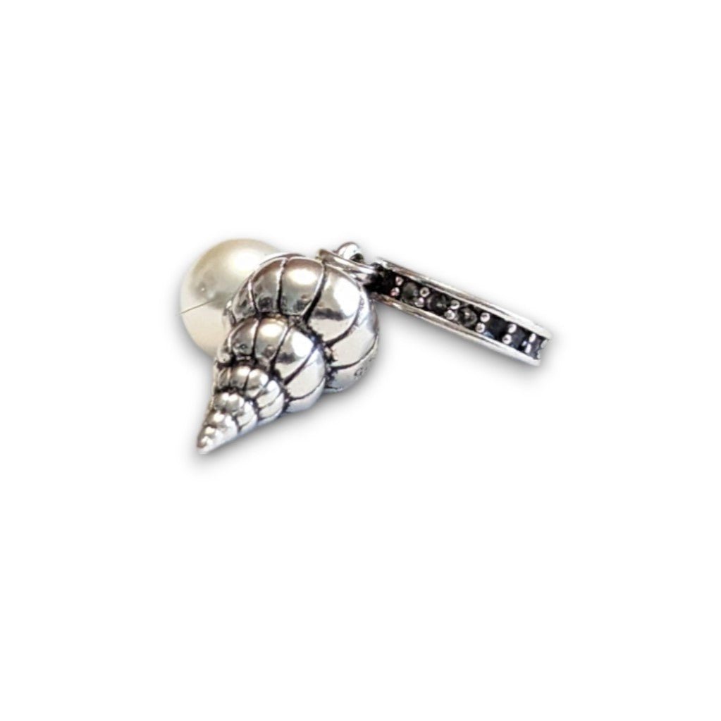 Pearl Seashell Dangle Charm - Popular trends empire