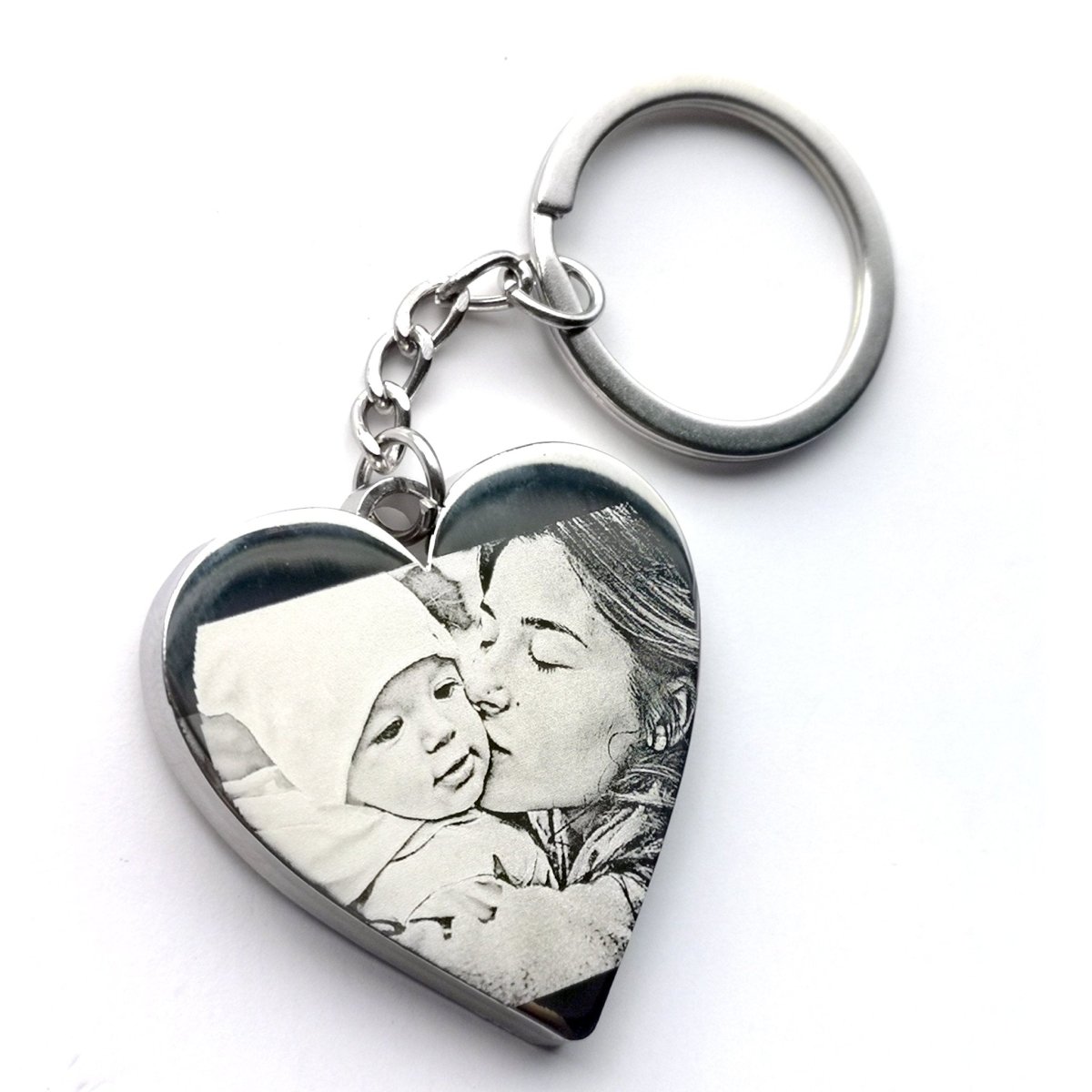 Personalised Special Date Key Ring - Engraved Stainless Steel Heart Shaped Keychain - Popular trends empire