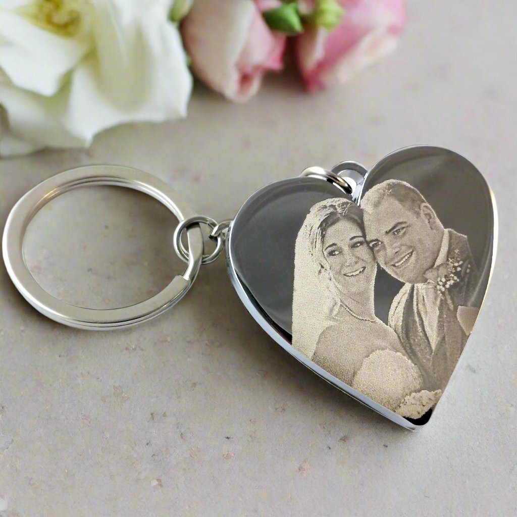 Personalised Special Date Key Ring - Engraved Stainless Steel Heart Shaped Keychain - Popular trends empire