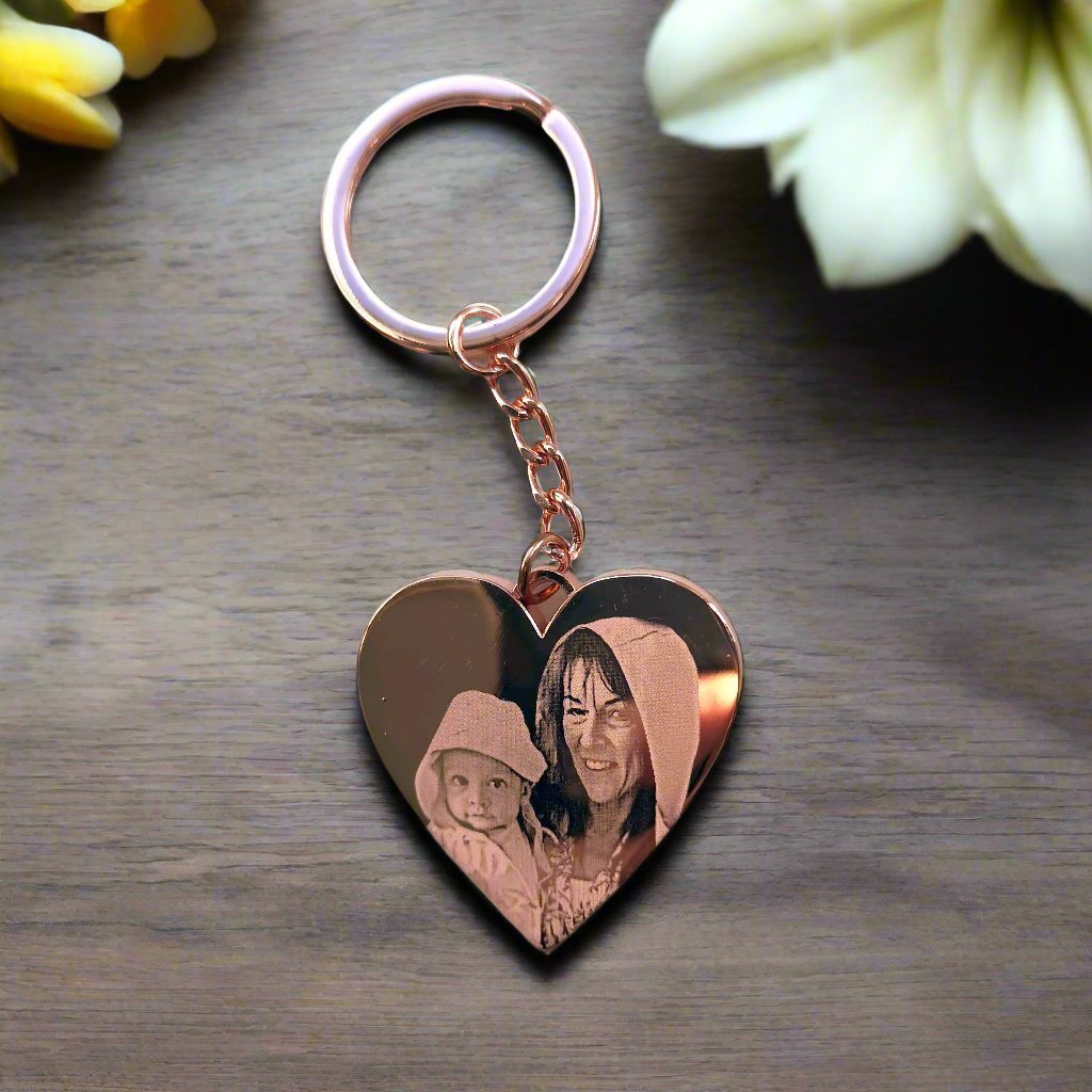 Personalised Special Date Key Ring - Engraved Stainless Steel Heart Shaped Keychain - Popular trends empire