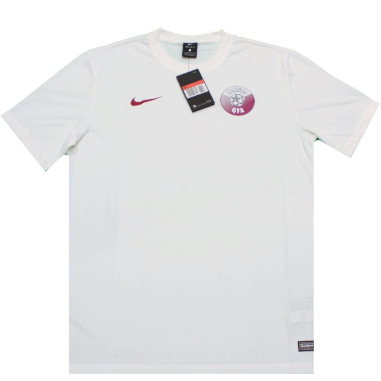 Qatar 2016 Away Shirt (BNWT) L - Popular trends empire