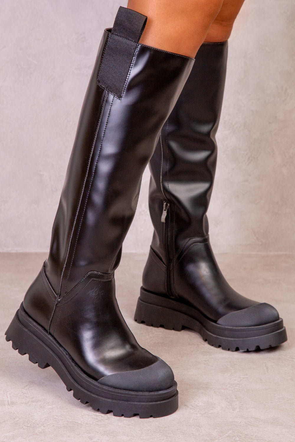 RACHEL CHUNKY PLATFORM CALF BOOTS IN BLACK FAUX LEATHER - Popular trends empire