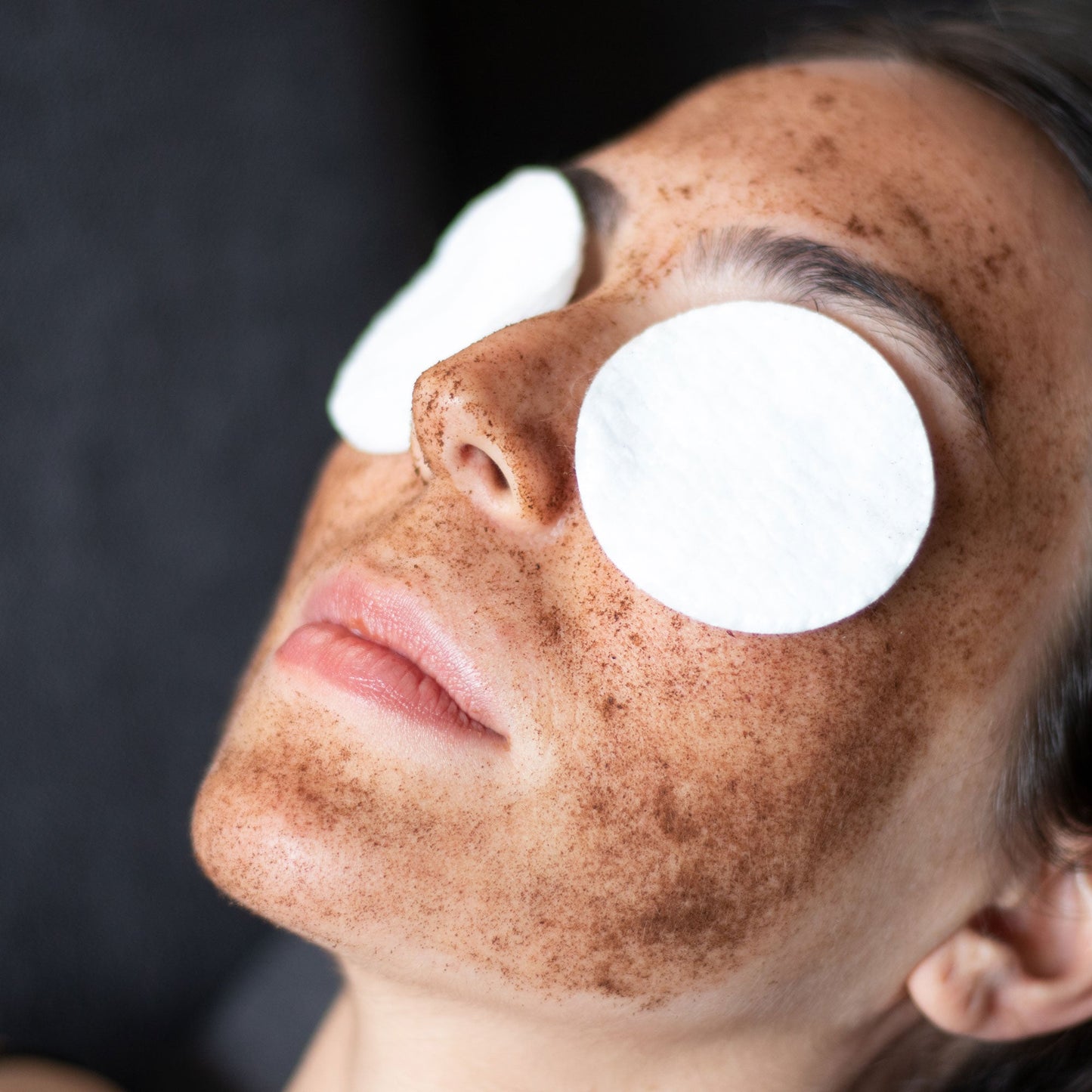 Salicylic Acid Exfoliator with Coffee, Walnut & Vitamin E 30ml - Popular trends empire