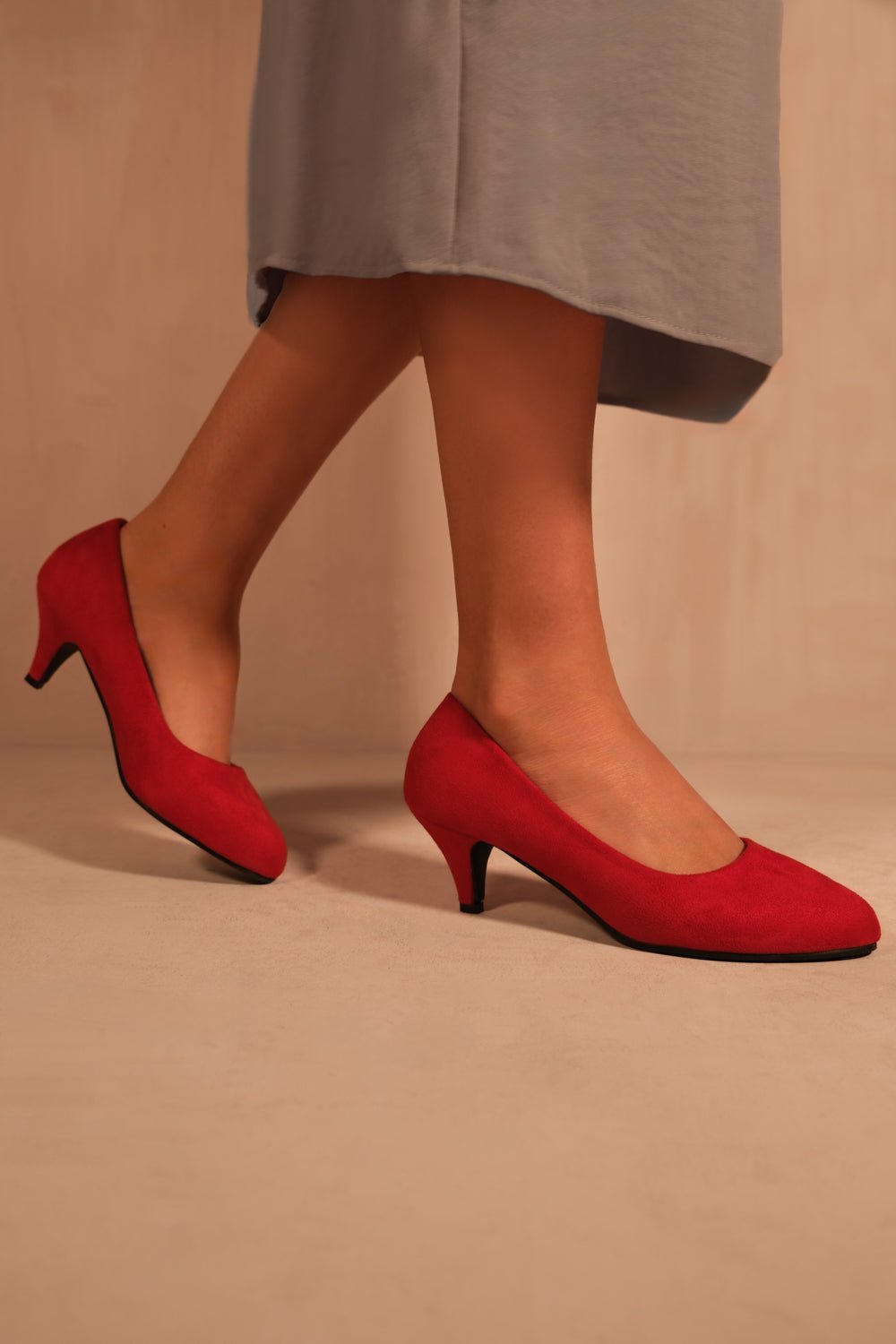 SHEA LOW HEEL COURT PUMP IN RED SUEDE - Popular trends empire