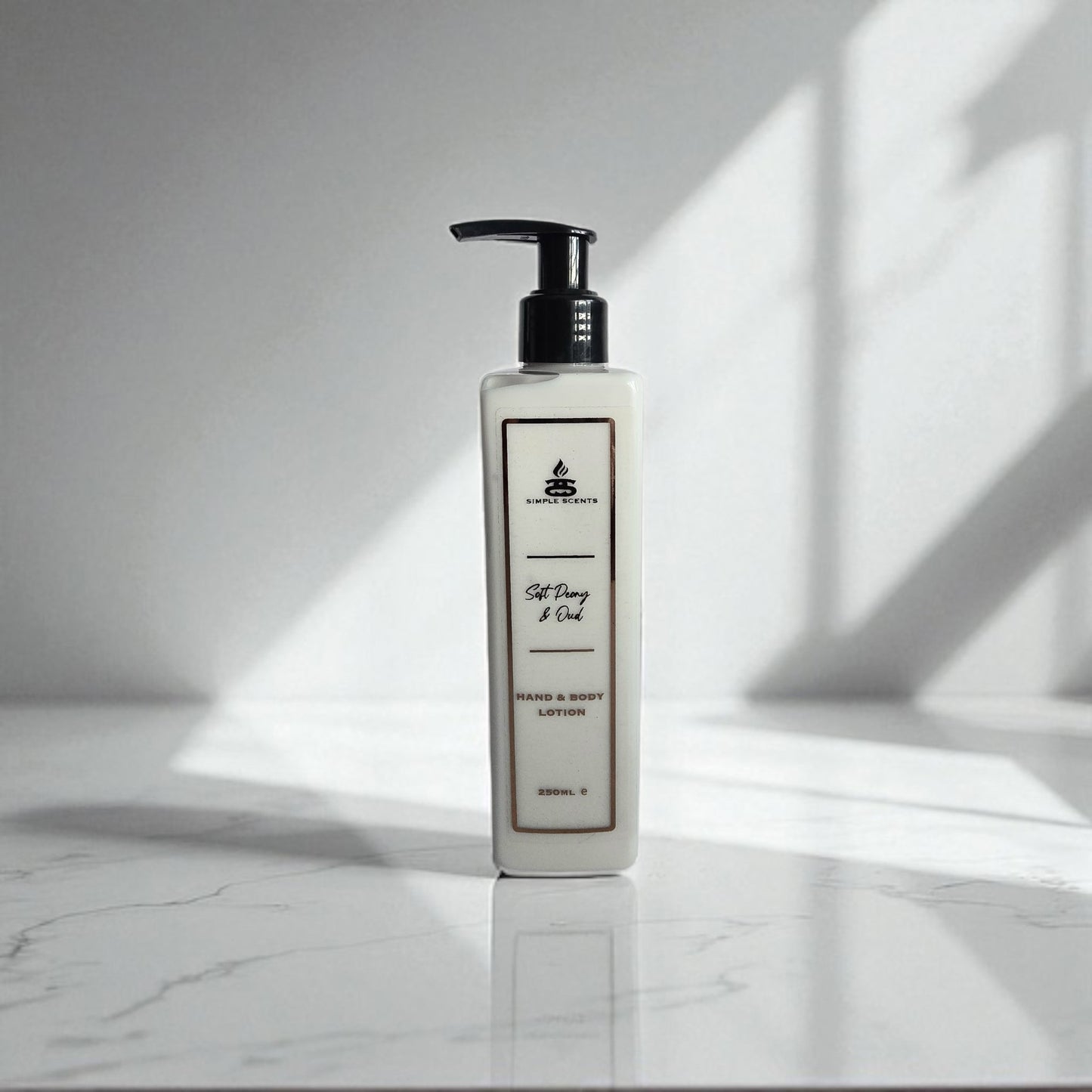 Simple Scents Soft Peony & Oud Hand & Body Lotion 250ml - Popular trends empire