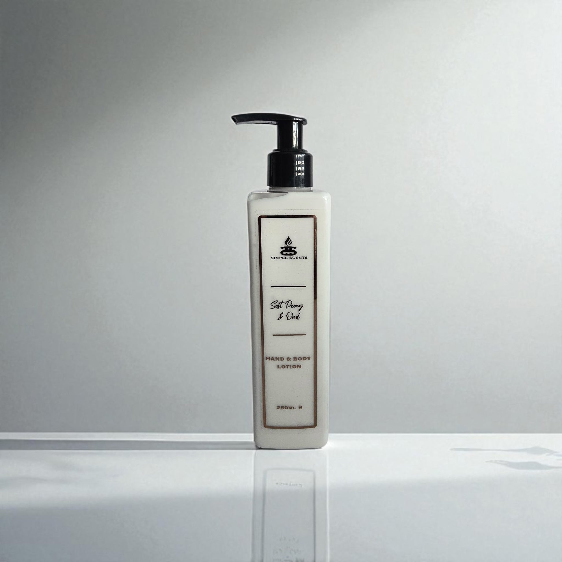 Simple Scents Soft Peony & Oud Hand & Body Lotion 250ml - Popular trends empire