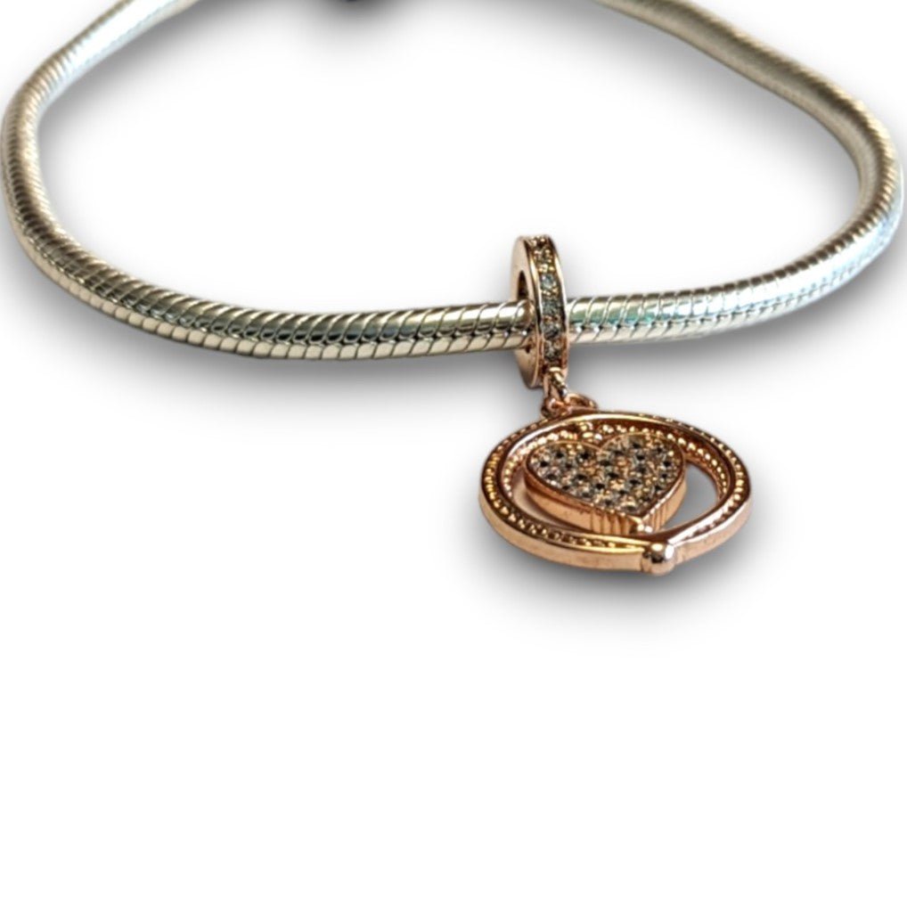 Spinning LOVE Heart Dangle Charm - Popular trends empire