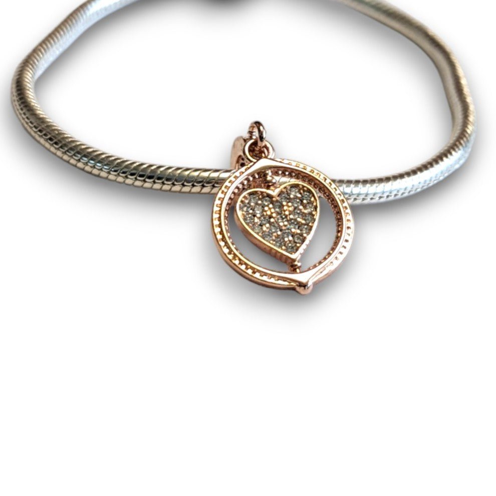 Spinning LOVE Heart Dangle Charm - Popular trends empire