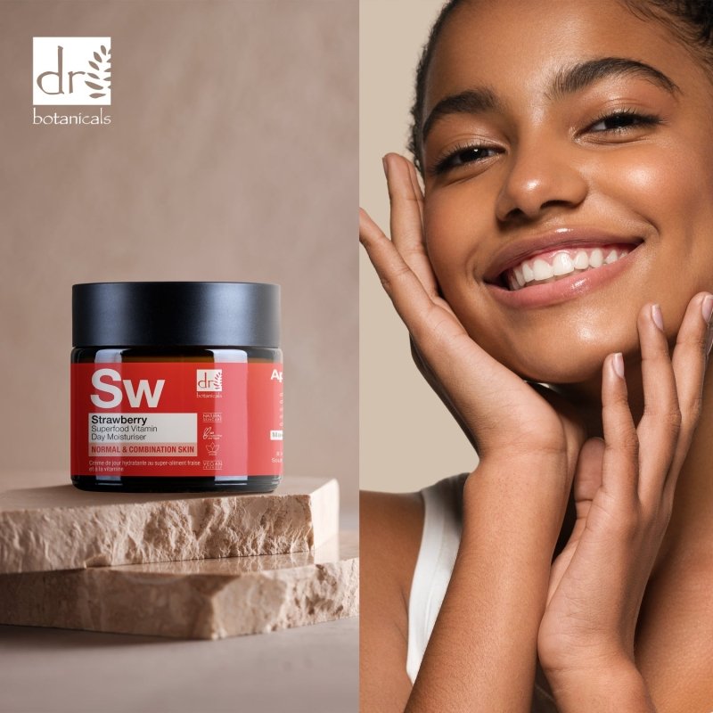 Strawberry Superfood Vitamin C Day Moisturiser 60ml - Popular trends empire
