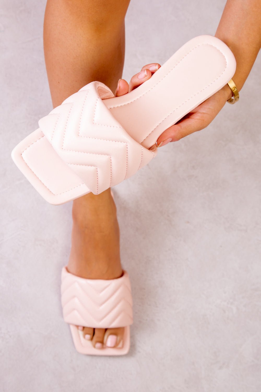 TANNER ZIG ZAG QUILTED SQUARE TOE SLIDERS IN PINK FAUX LEATHER - Popular trends empire