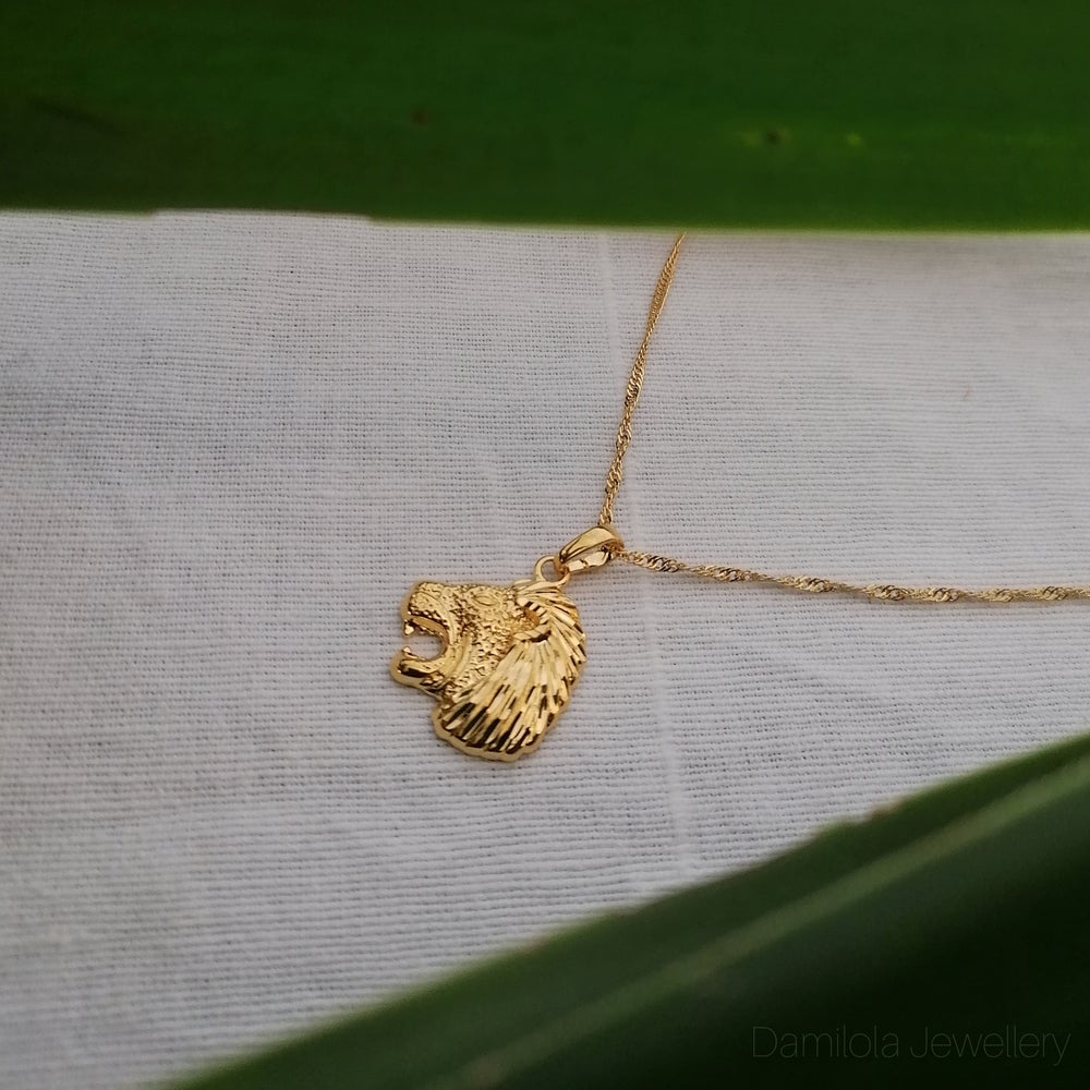 'The Fierce Lion' - Popular trends empire