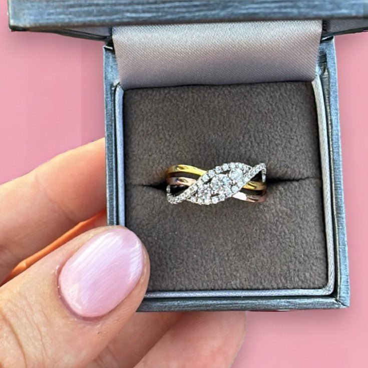 Three Tone Interwoven Ring - Popular trends empire