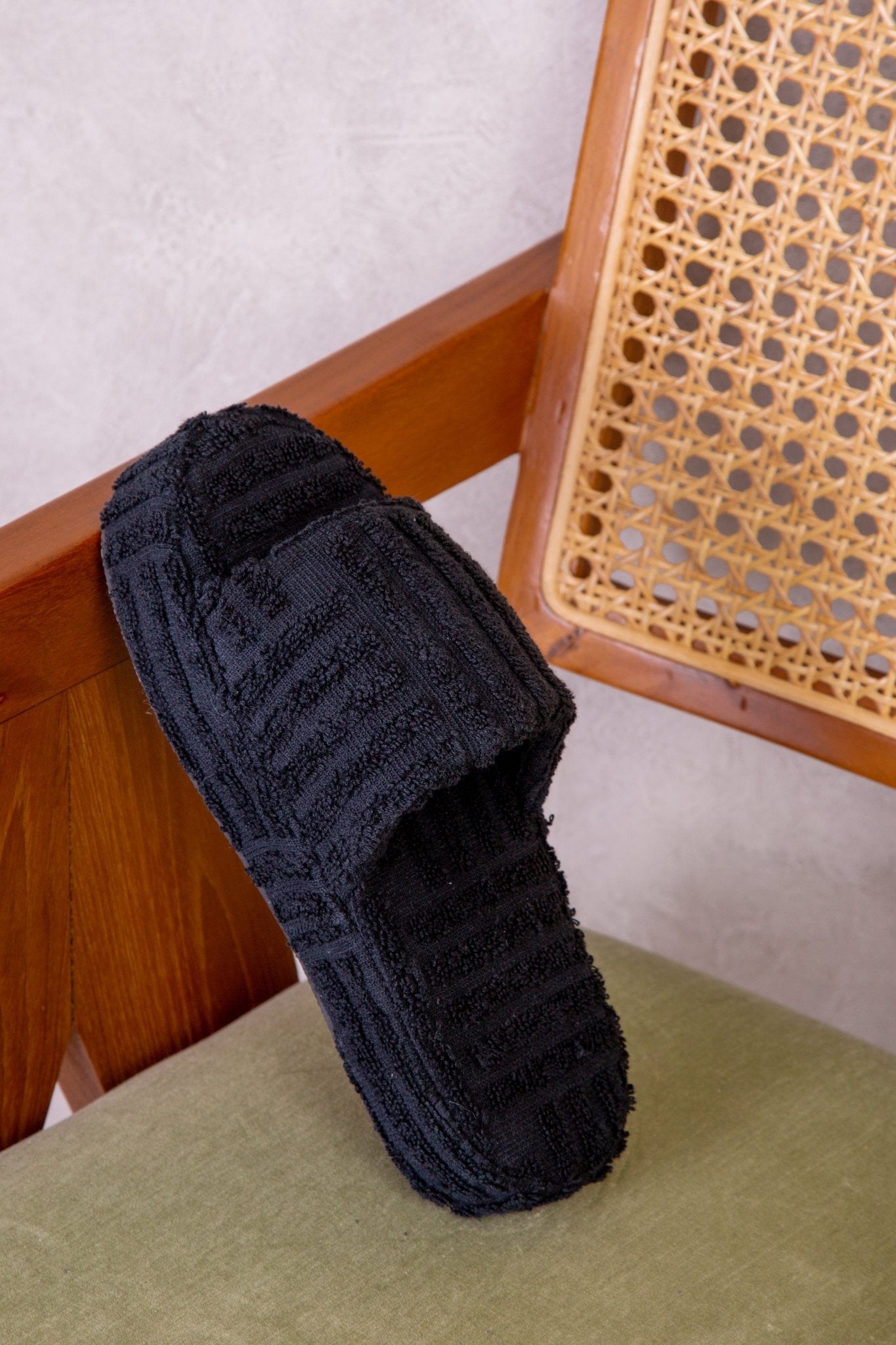 VESPA TERRY TOWEL FABRIC FLATFORM SLIDER IN BLACK - Popular trends empire