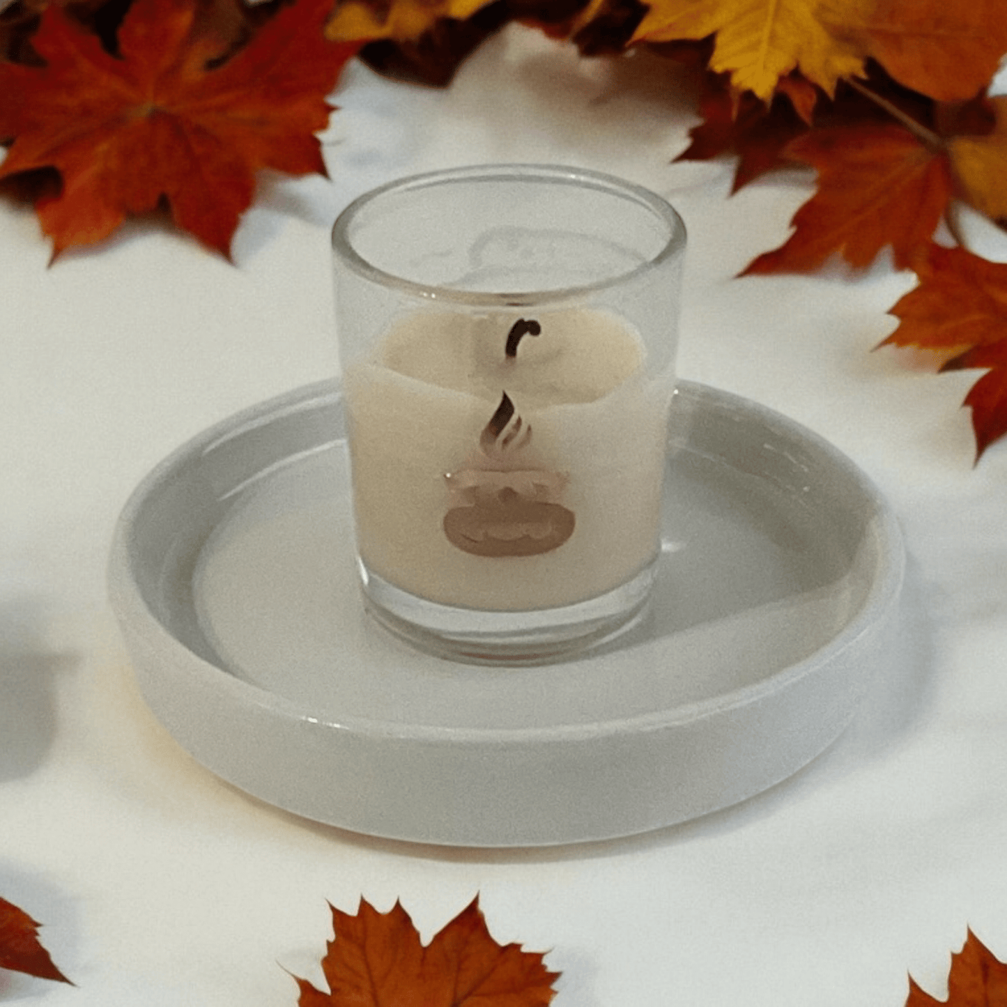 White Ceramic Candle & Reed Diffuser Display Plate - Popular trends empire