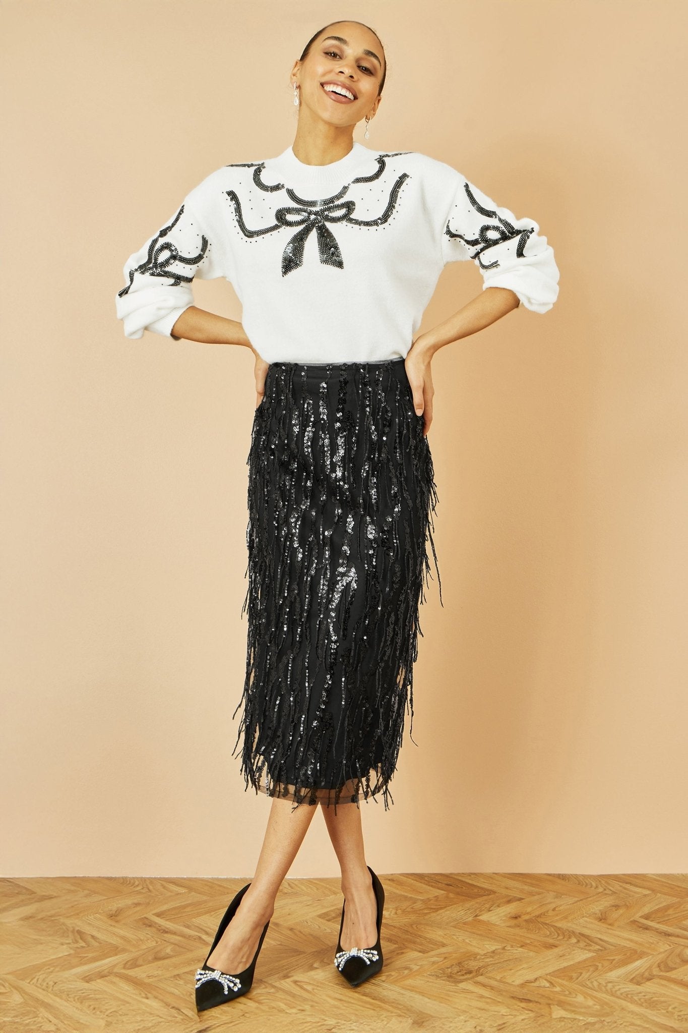 Yumi Black Hanging Sequin Fitted Midi Skirt - Popular trends empire