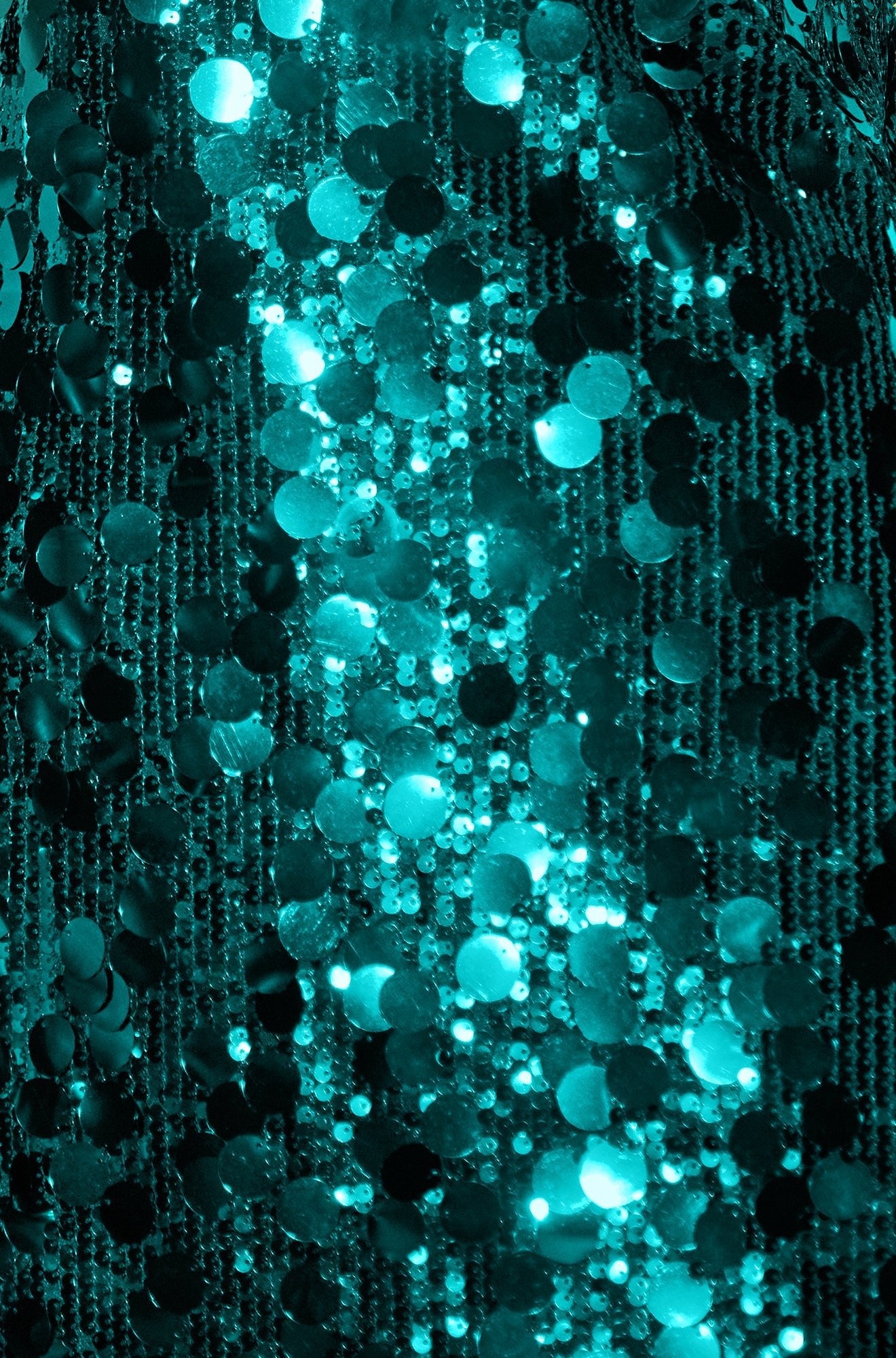 Yumi Green Big Sequin Tunic With Keyhole Neckline - Popular trends empire