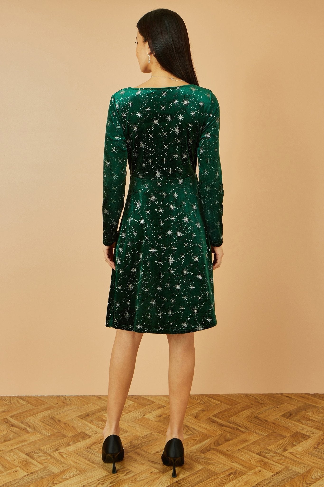 Yumi Green Starburst Foil Print Long Sleeve Skater Dress - Popular trends empire